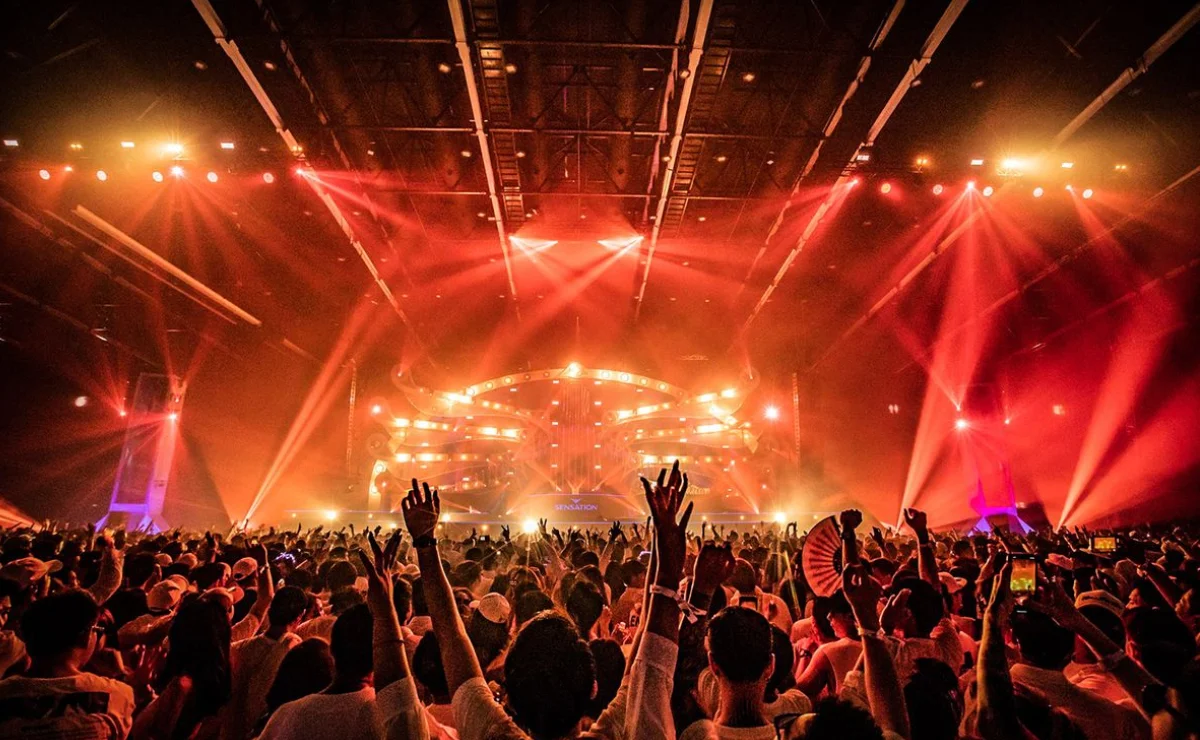 Image hover effect image